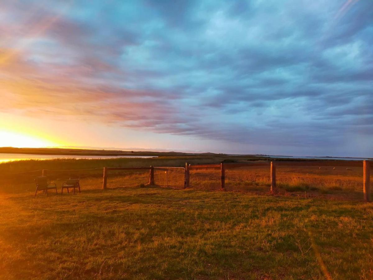 Coorong Island Retreat - Farm Stay At Pet Friendly Property Meningie Exteriér fotografie