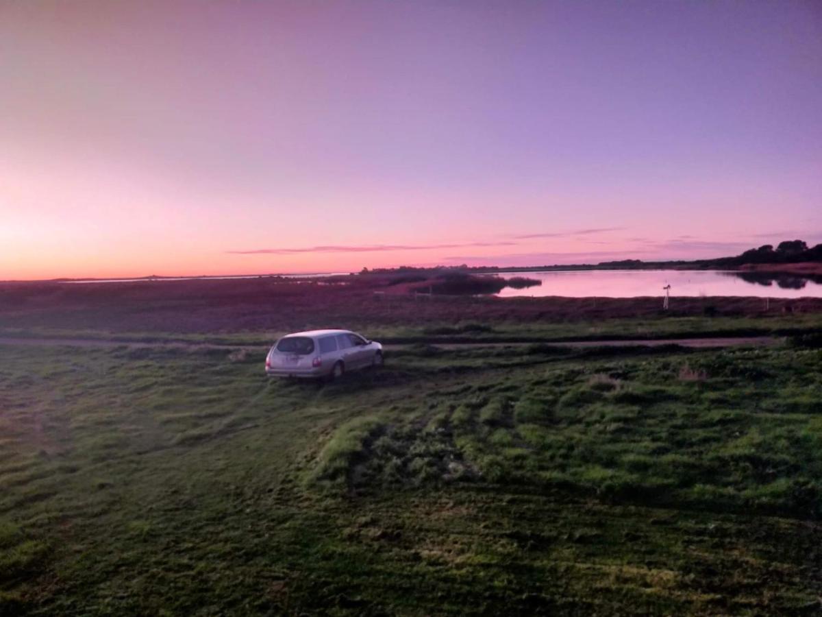 Coorong Island Retreat - Farm Stay At Pet Friendly Property Meningie Exteriér fotografie