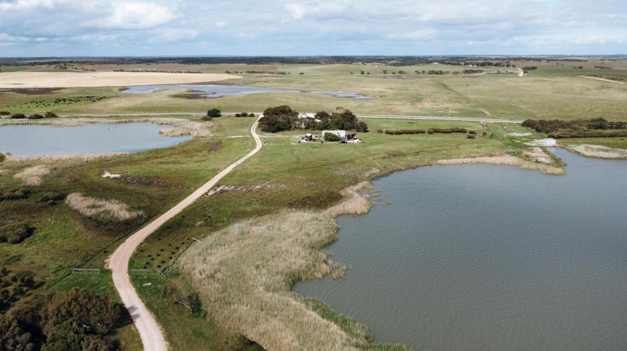 Coorong Island Retreat - Farm Stay At Pet Friendly Property Meningie Exteriér fotografie