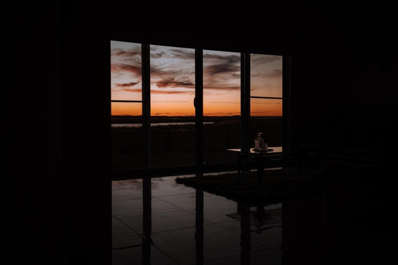 Coorong Island Retreat - Farm Stay At Pet Friendly Property Meningie Exteriér fotografie